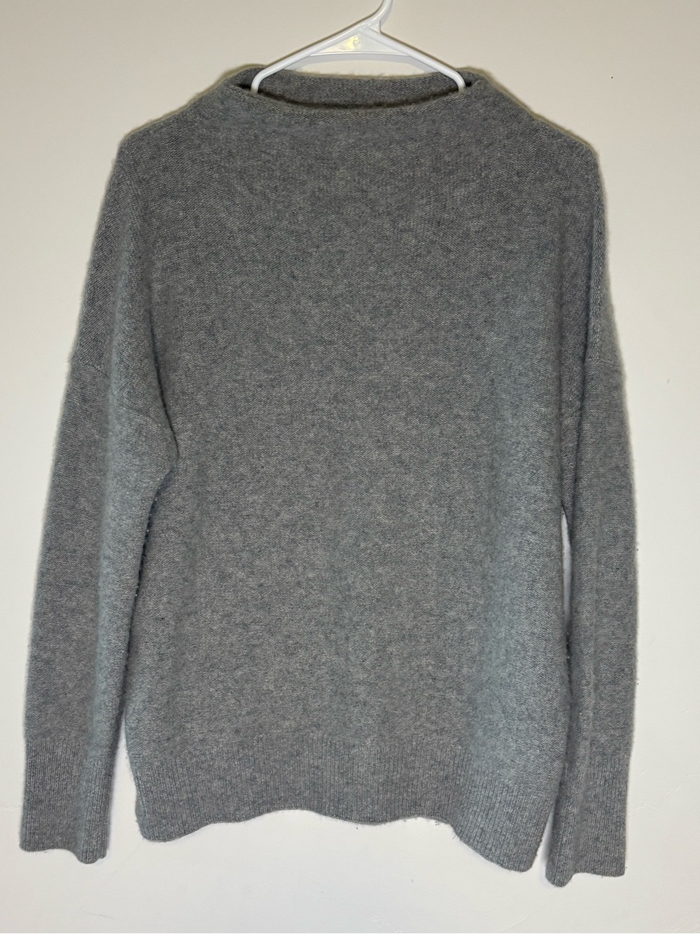 Women’s Vince 100% Cashmere Funnel Neck Sweater Size Large in Light Charcoal